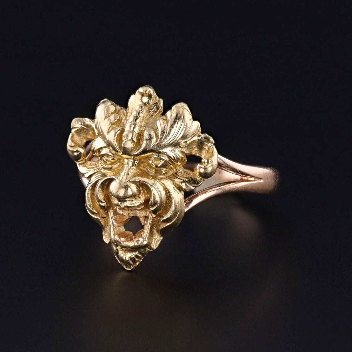 Antique Green Man Ring of 18k Gold - Trademark Antiques