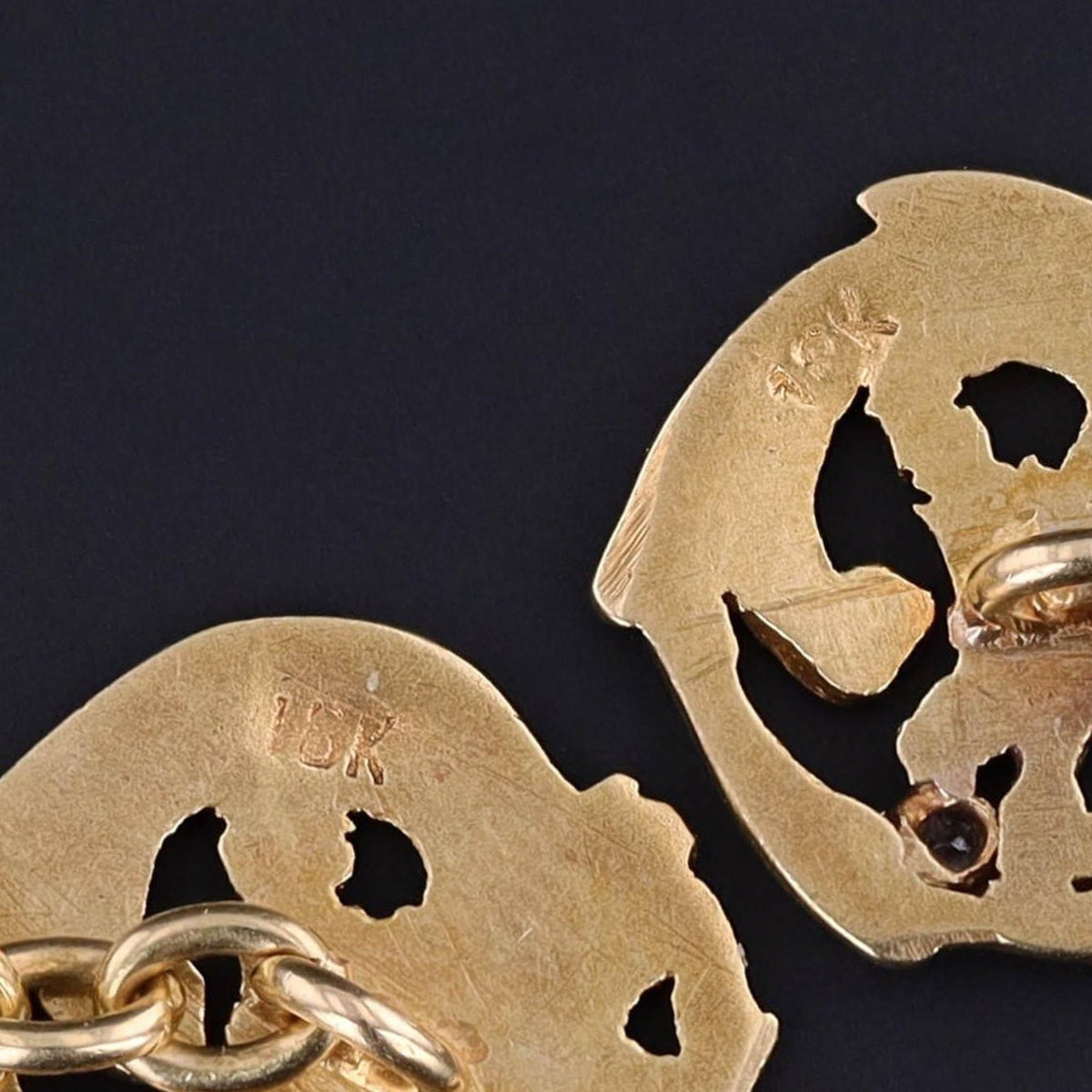 Antique Griffin Cufflinks of 18k Gold - Trademark Antiques