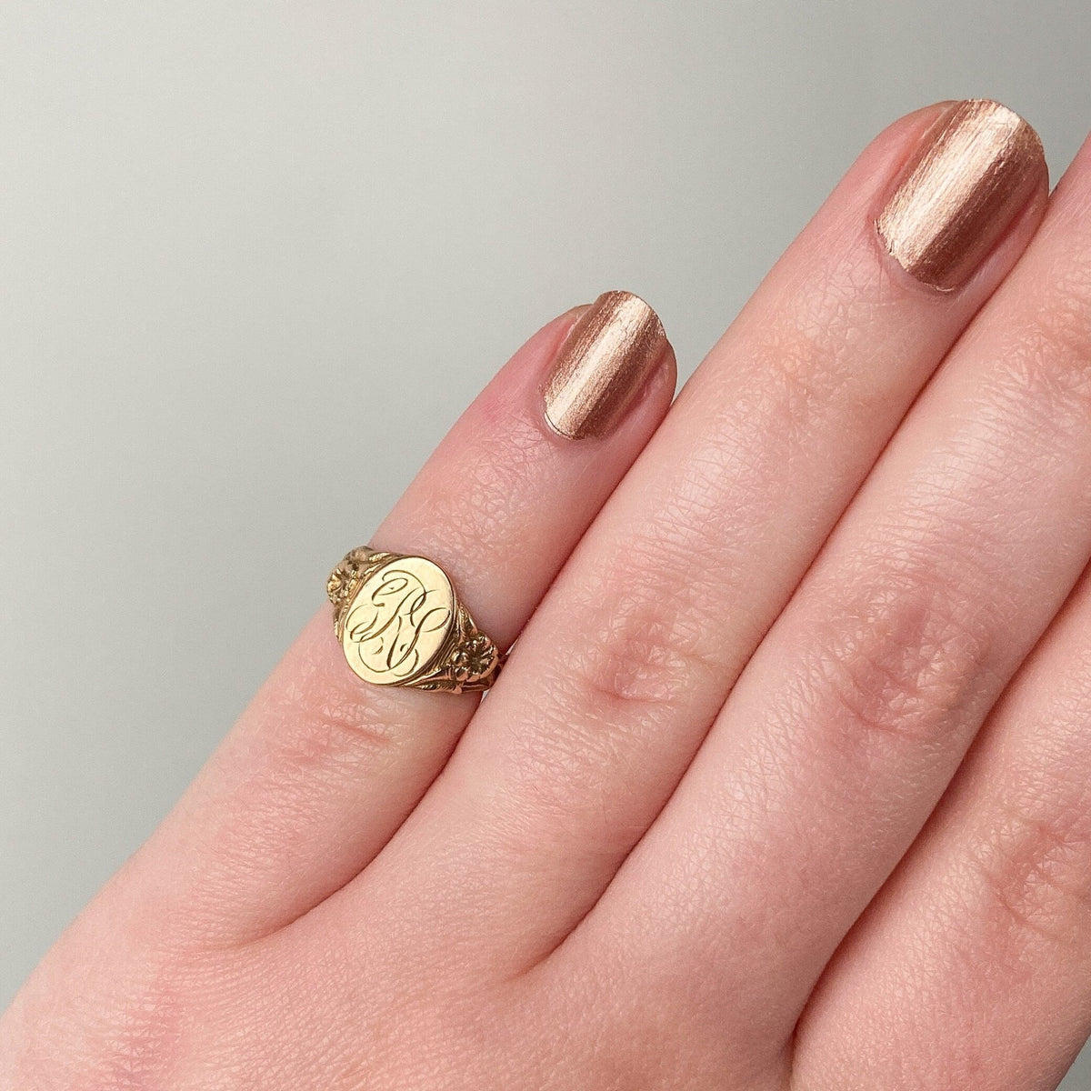 Antique GRS Signet Ring of 10k Gold - Trademark Antiques