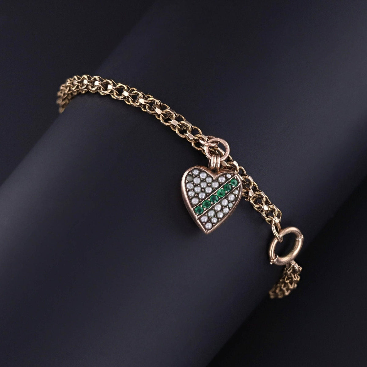 Antique Heart Bracelet of 14k Gold - Trademark Antiques