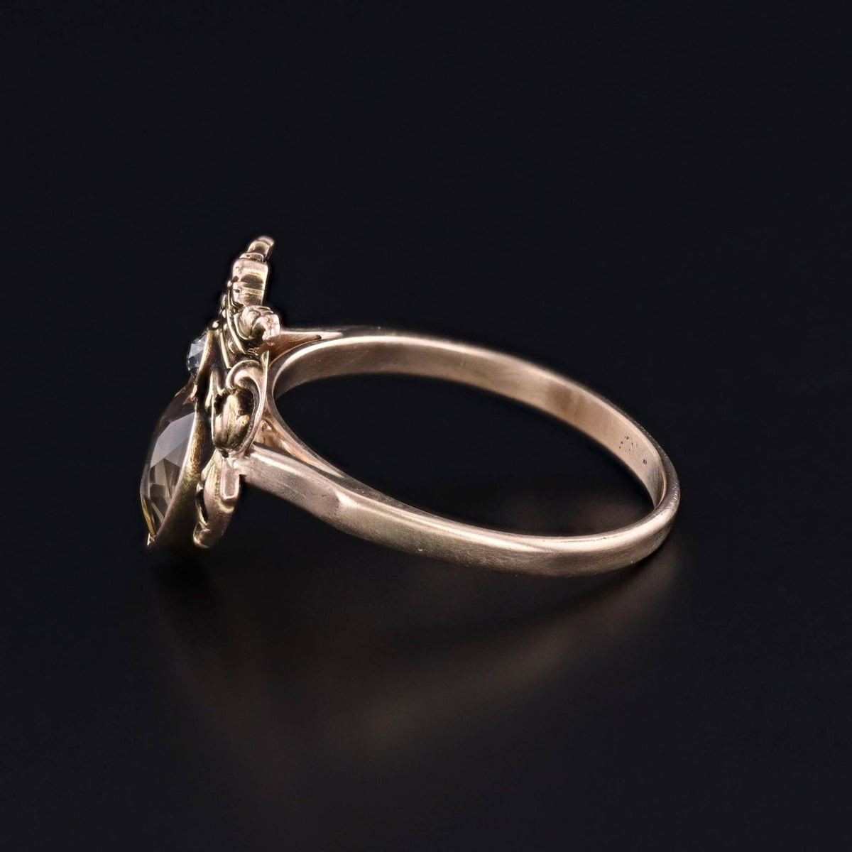 Antique Heart Ring of 14k Gold - Trademark Antiques