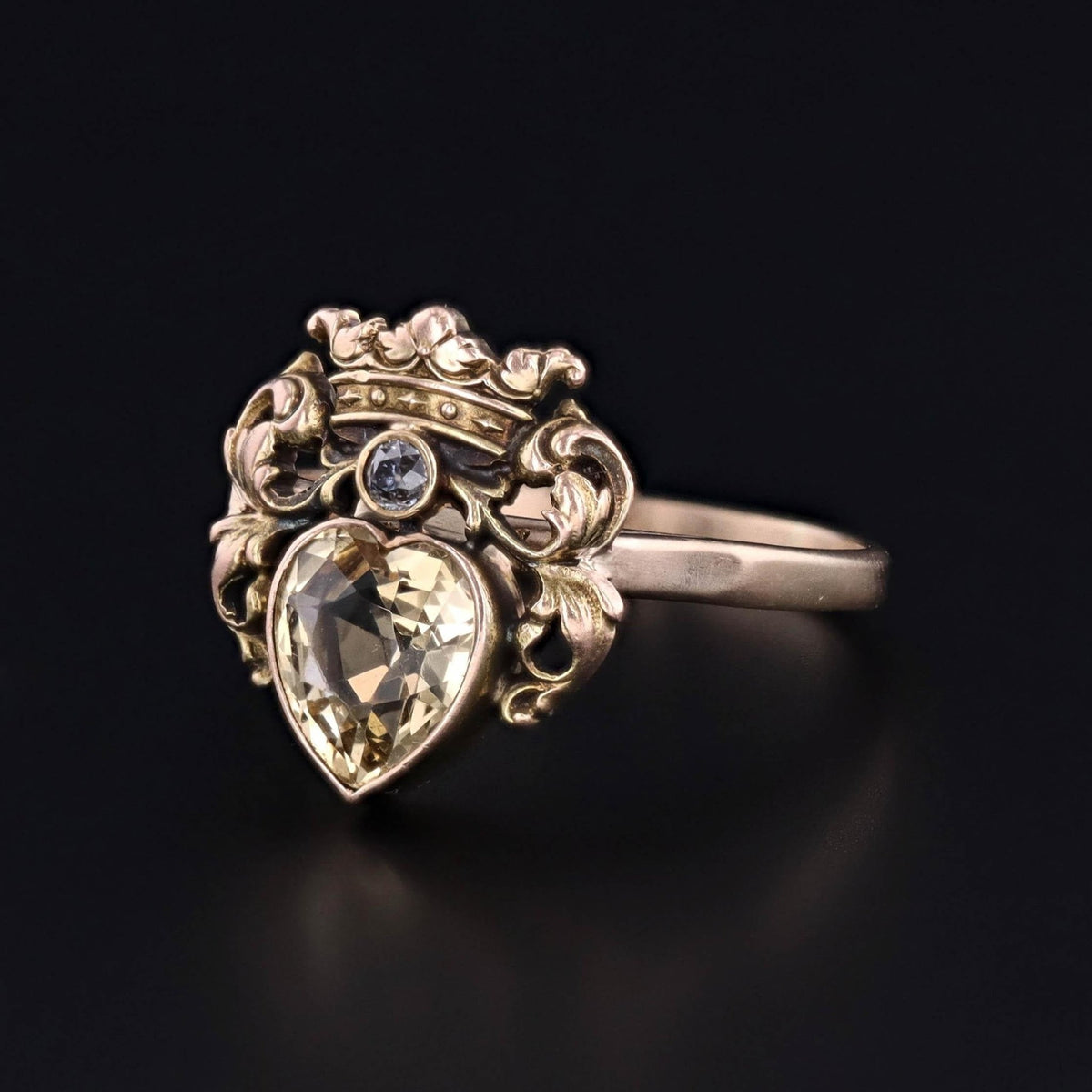 Antique Heart Ring of 14k Gold - Trademark Antiques