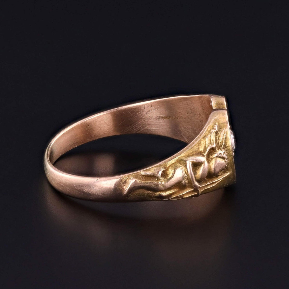 Antique Heart Signet Ring of 10k Gold - Trademark Antiques
