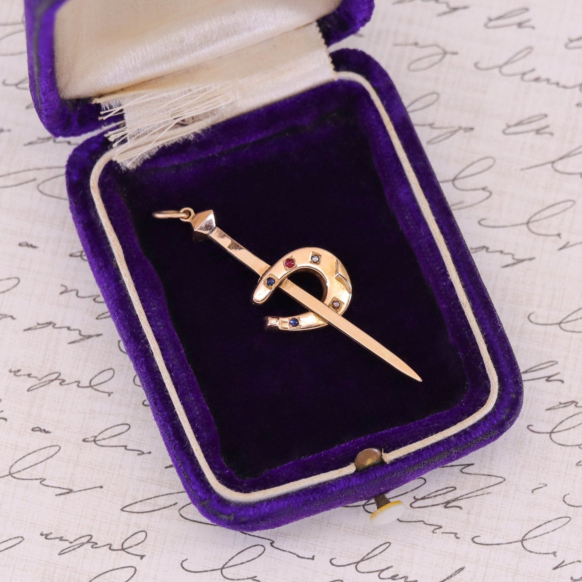 Antique Horseshoe and Nail Pendant of 18k Gold - Trademark Antiques