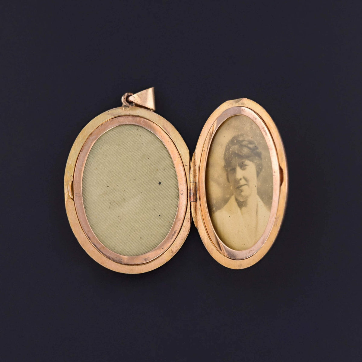 Antique Initial Locket of 10k Gold - Trademark Antiques