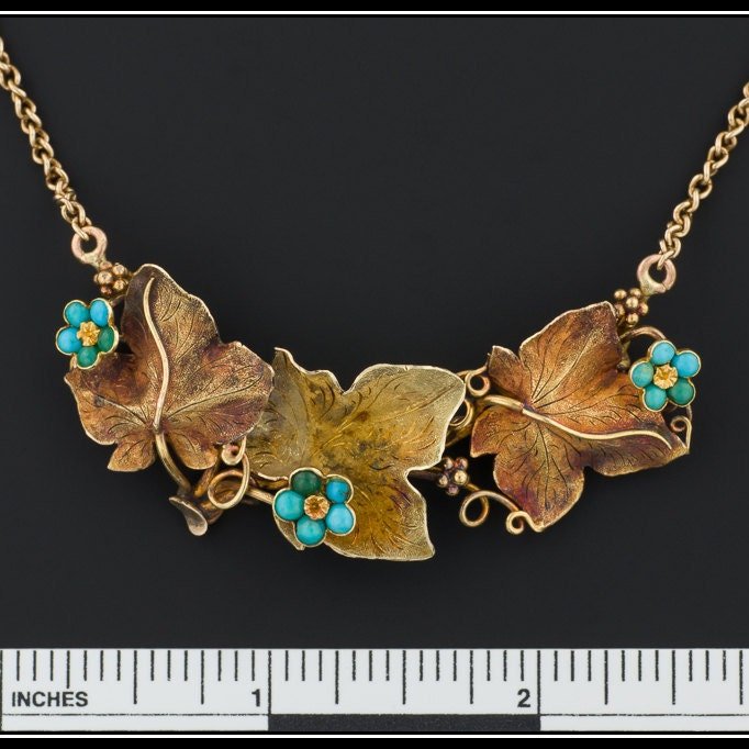 Antique Ivy Leaf Necklace of 14k Gold - Trademark Antiques