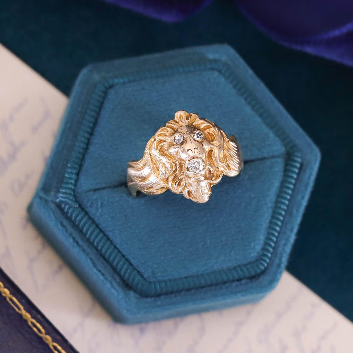 Antique Lion Ring of 14k Gold - Trademark Antiques