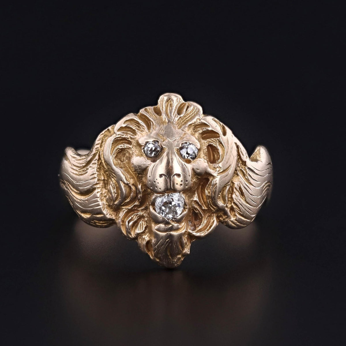Antique Lion Ring of 14k Gold - Trademark Antiques