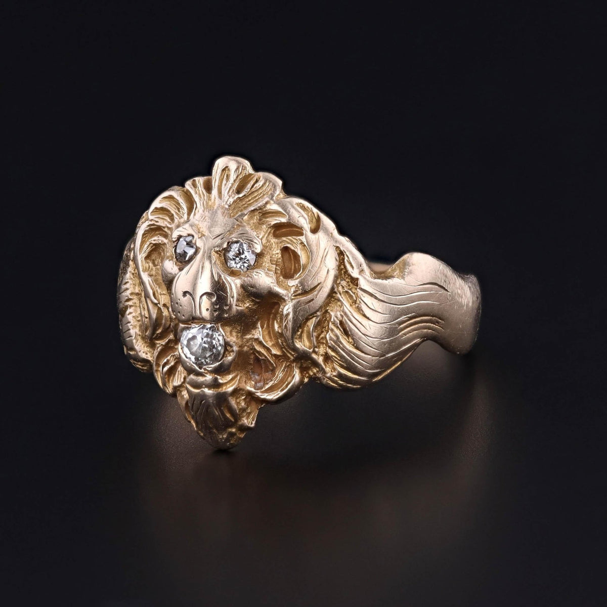 Antique Lion Ring of 14k Gold - Trademark Antiques