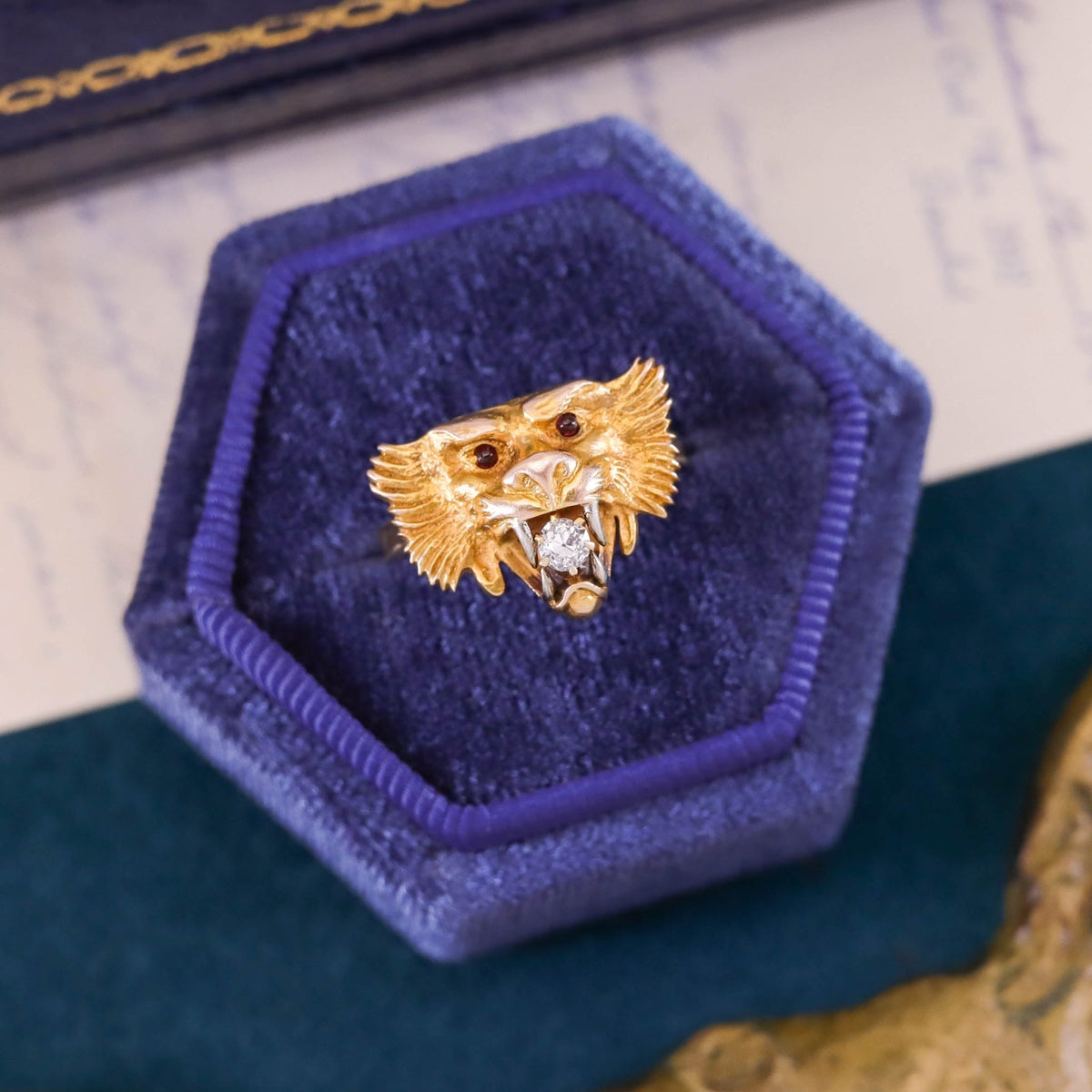 Antique Lion Ring of 14k Gold - Trademark Antiques