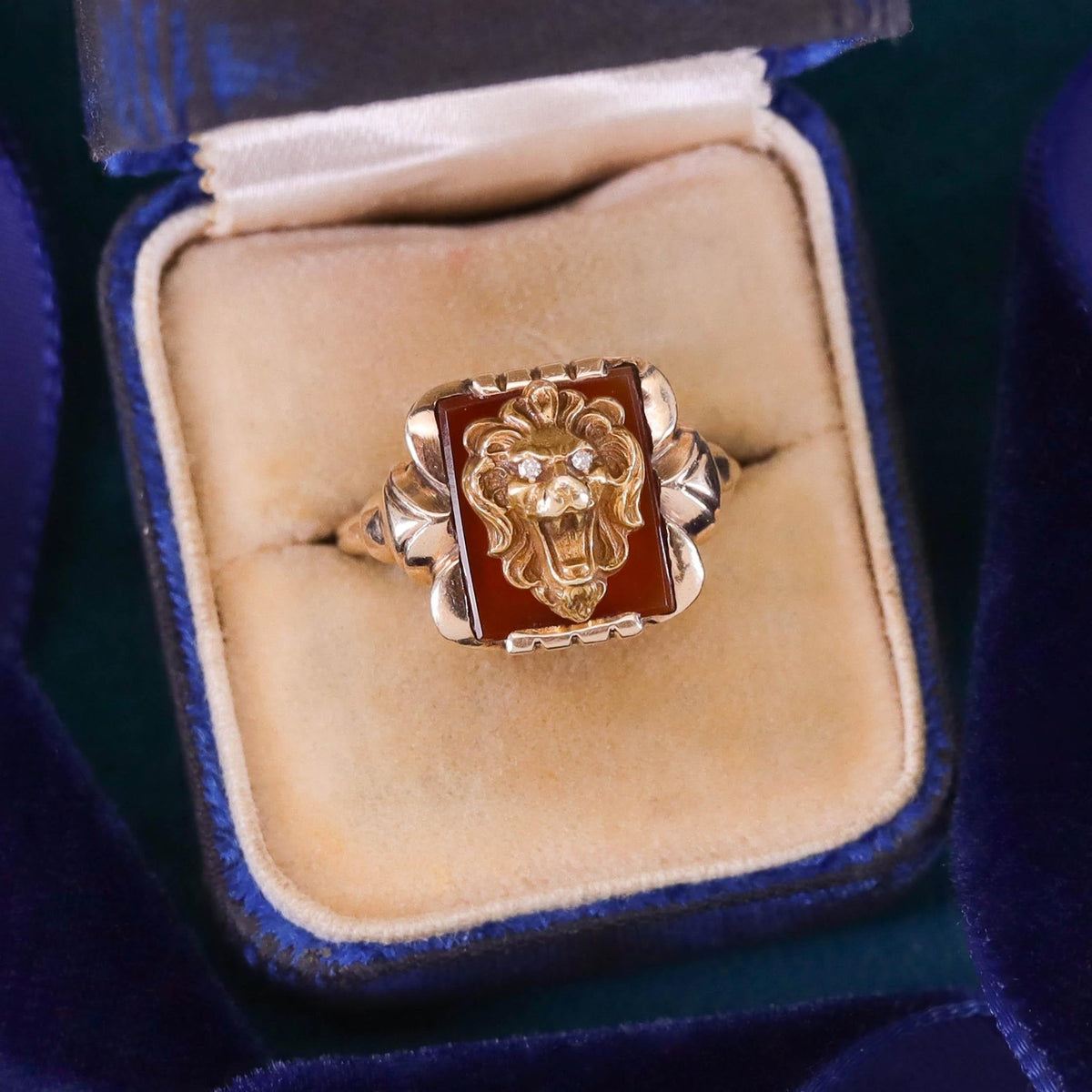Antique Lion Ring of Carnelian &amp; 10k Gold - Trademark Antiques