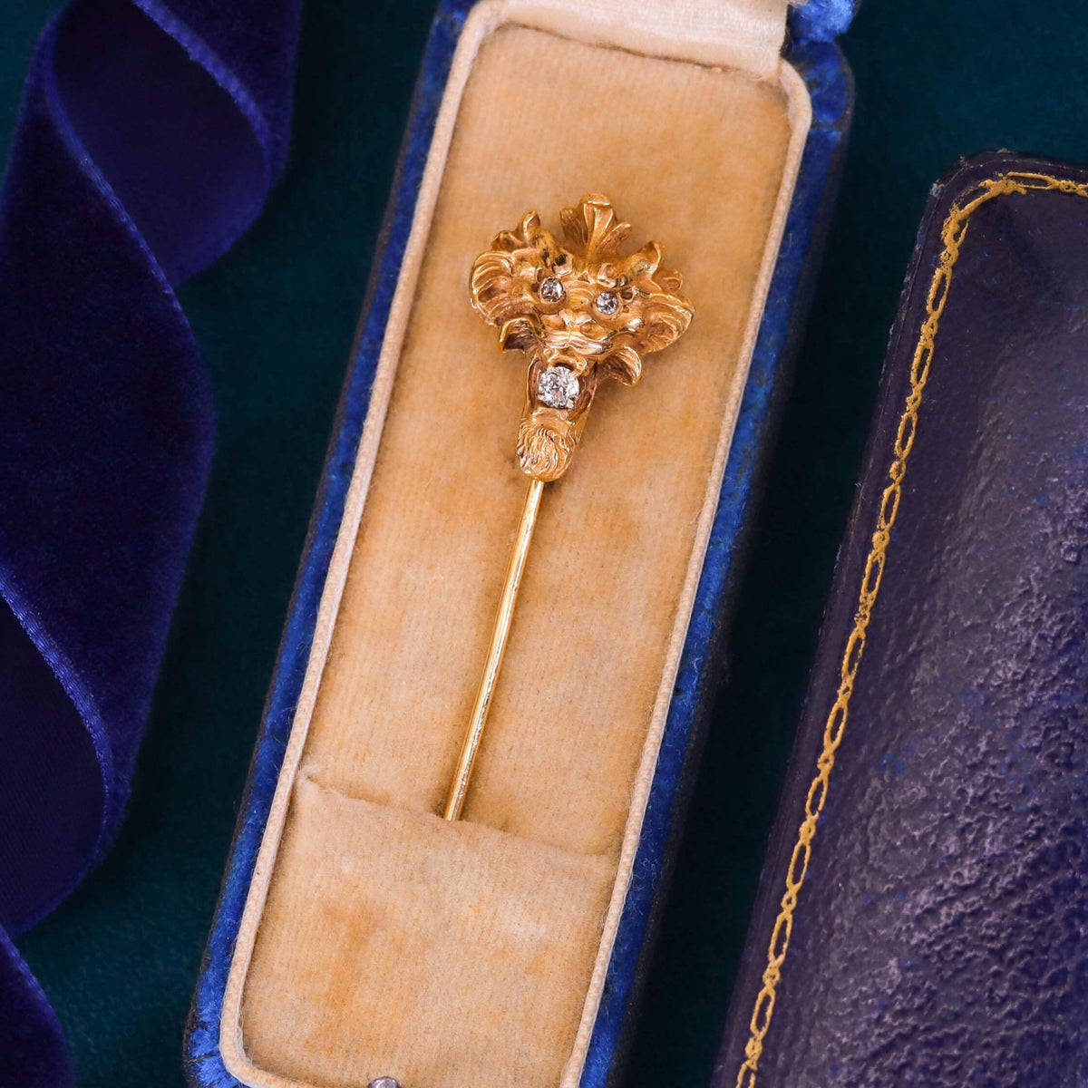 Antique Lion Stickpin of 14k Gold - Trademark Antiques