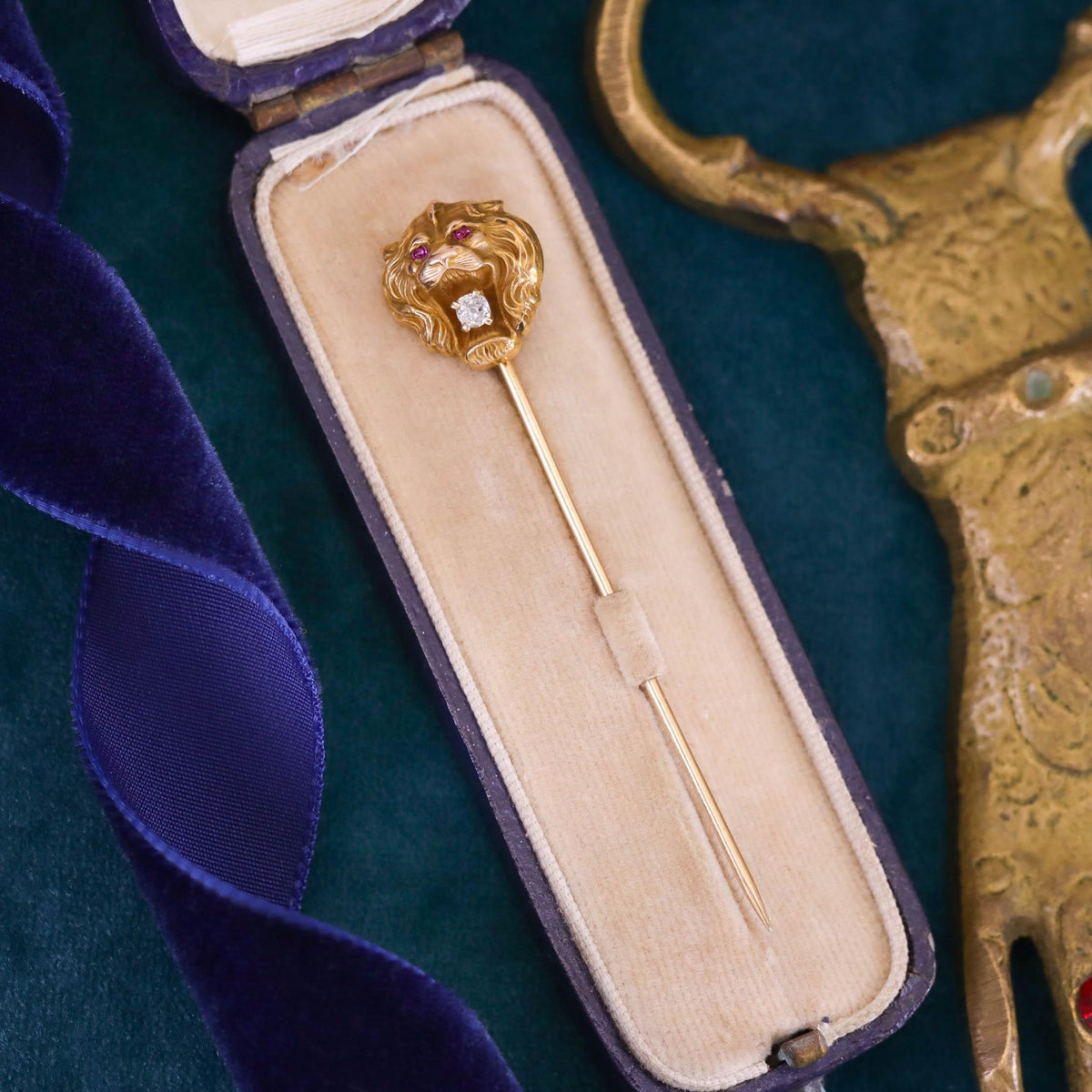 Antique Lion Stickpin of 14k Gold - Trademark Antiques