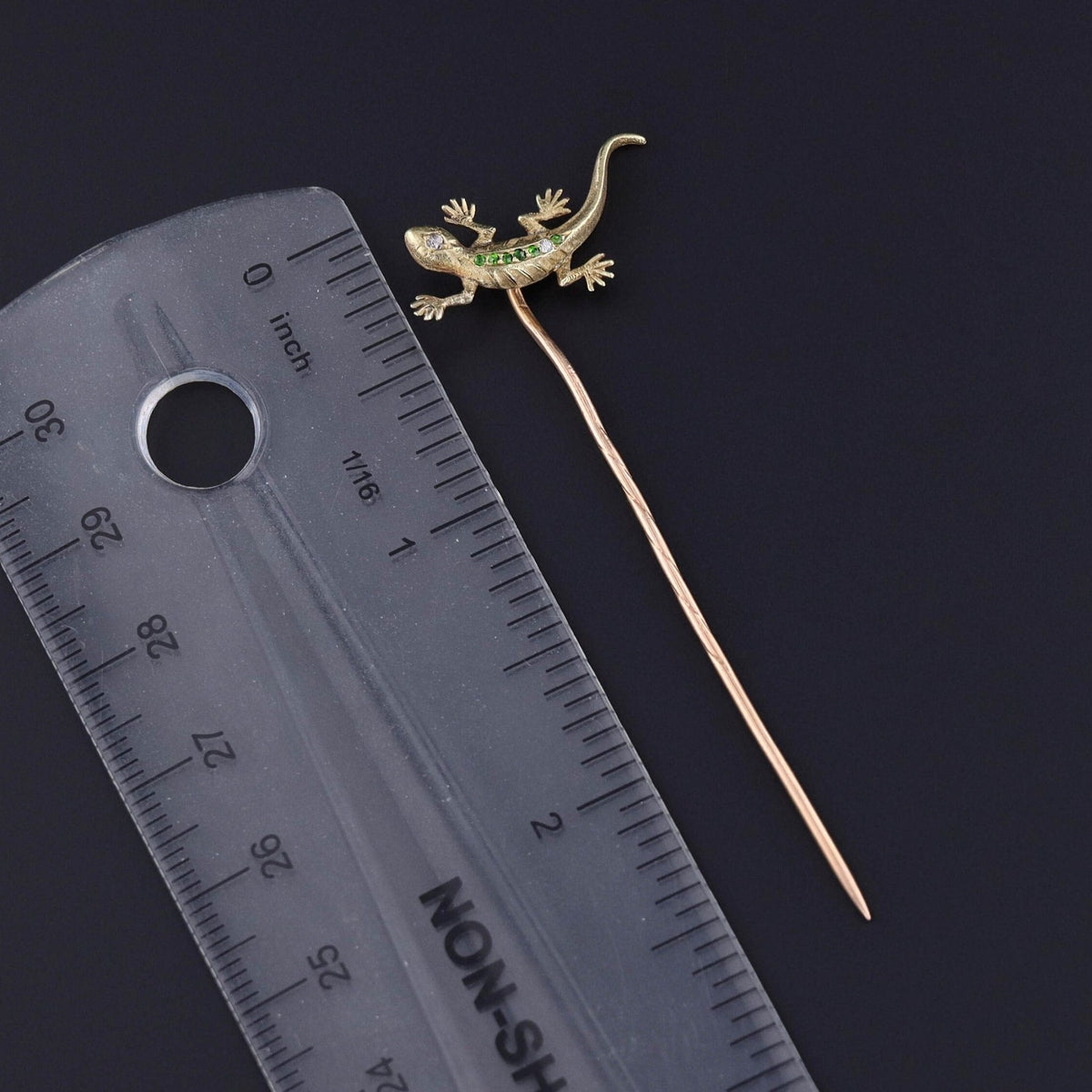 Antique Lizard Stickpin of 14k Gold - Trademark Antiques