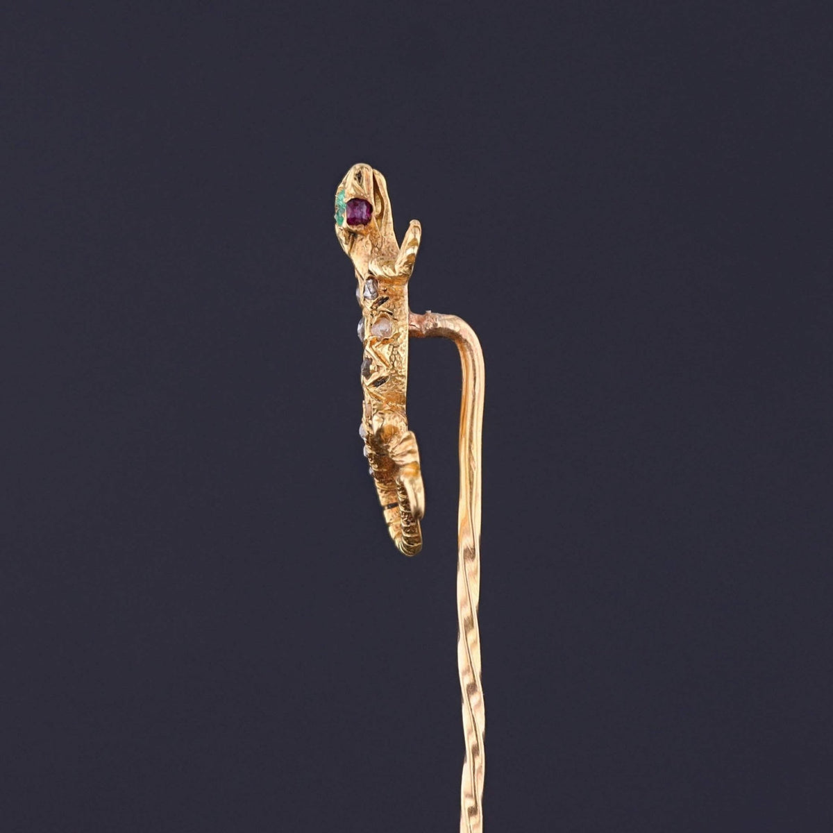 Antique Lizard Stickpin of 18k Gold - Trademark Antiques