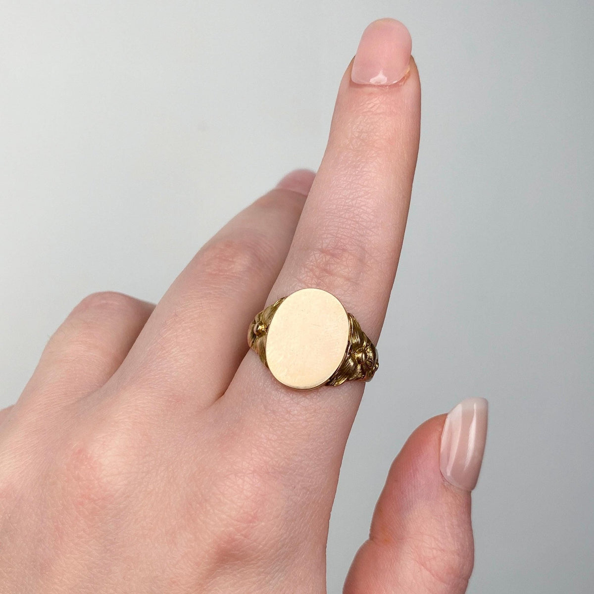 Antique Locket Ring of 10k Gold - Trademark Antiques