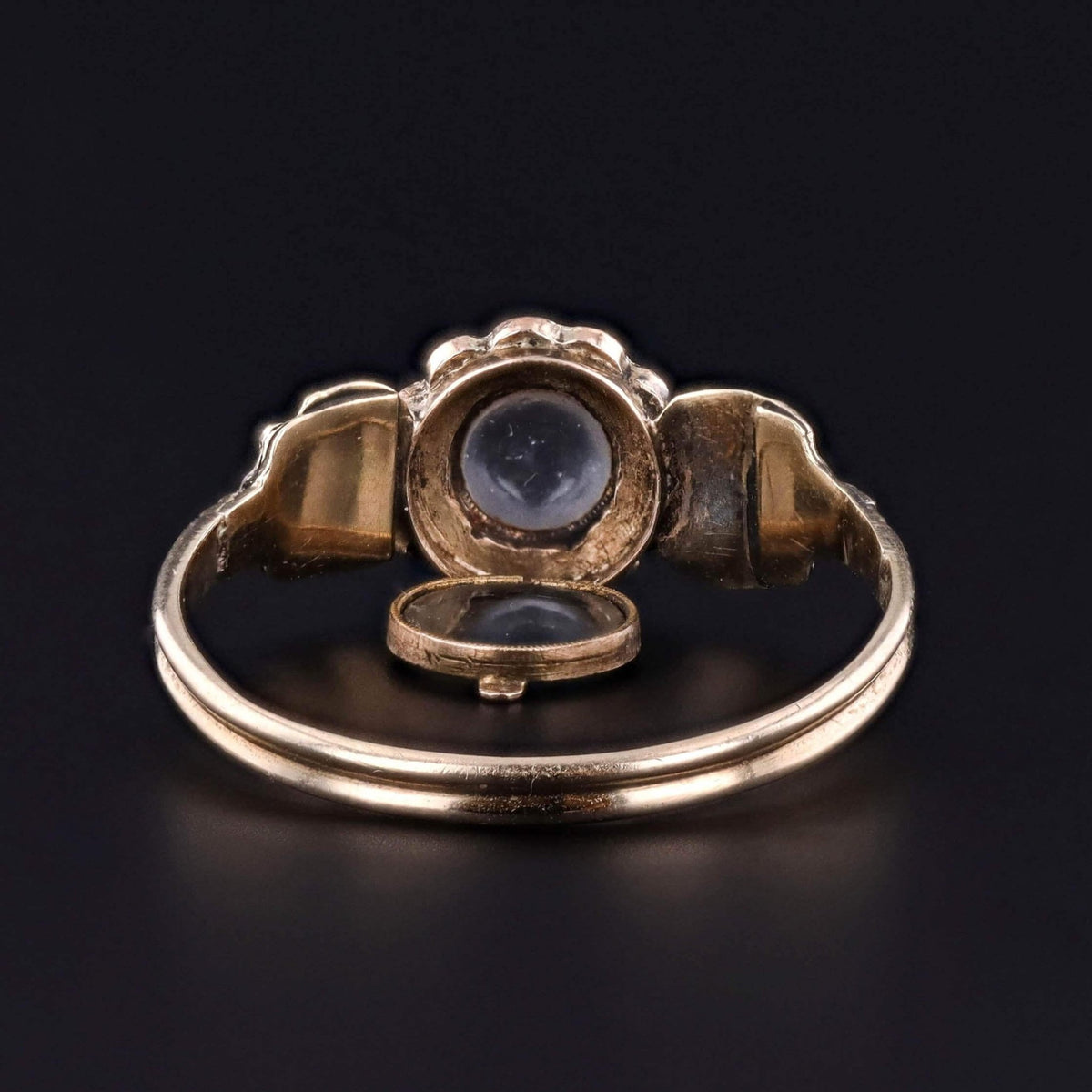 Antique Locket Ring of Garnet and 12k Gold - Trademark Antiques