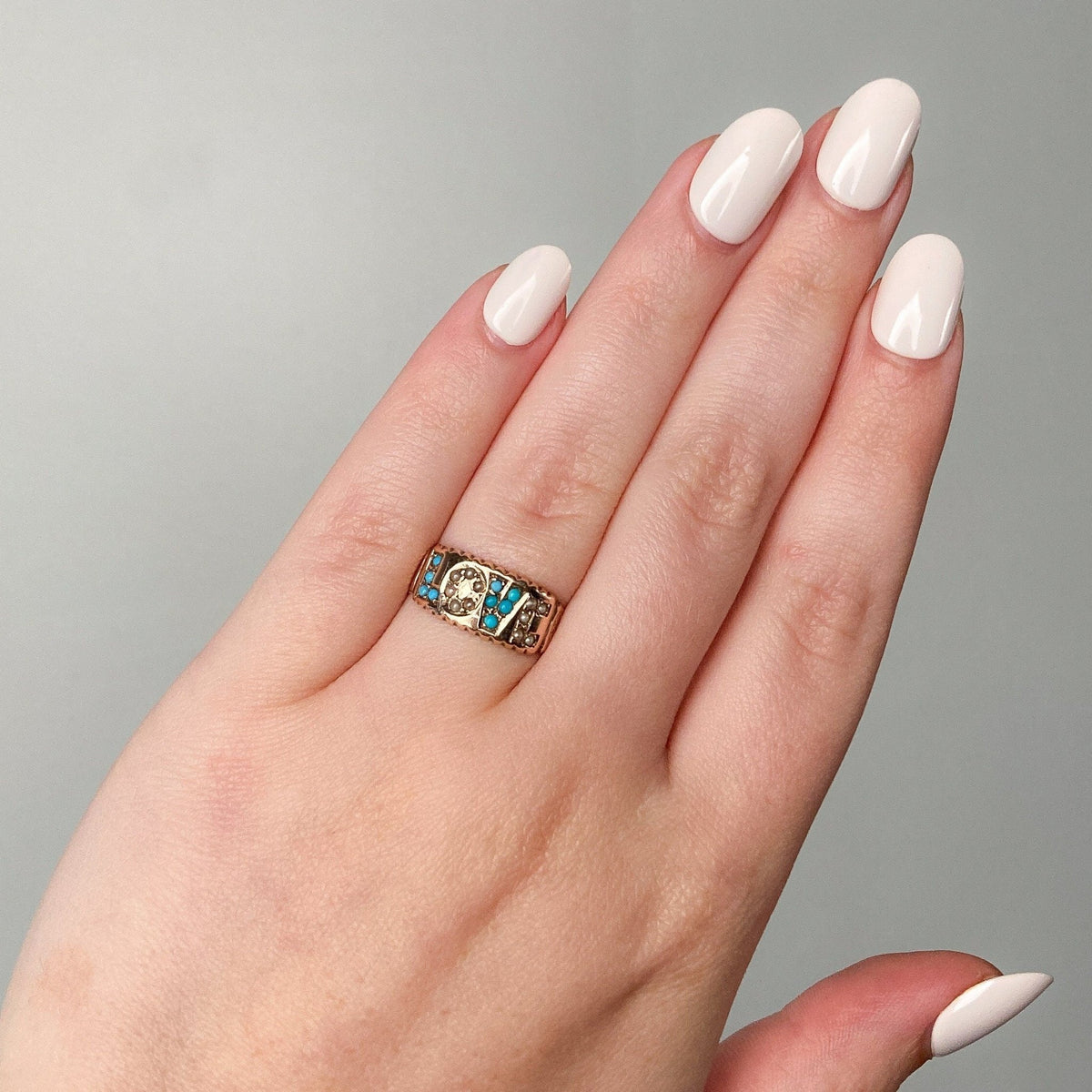 Antique LOVE Ring of 9ct Gold - Trademark Antiques