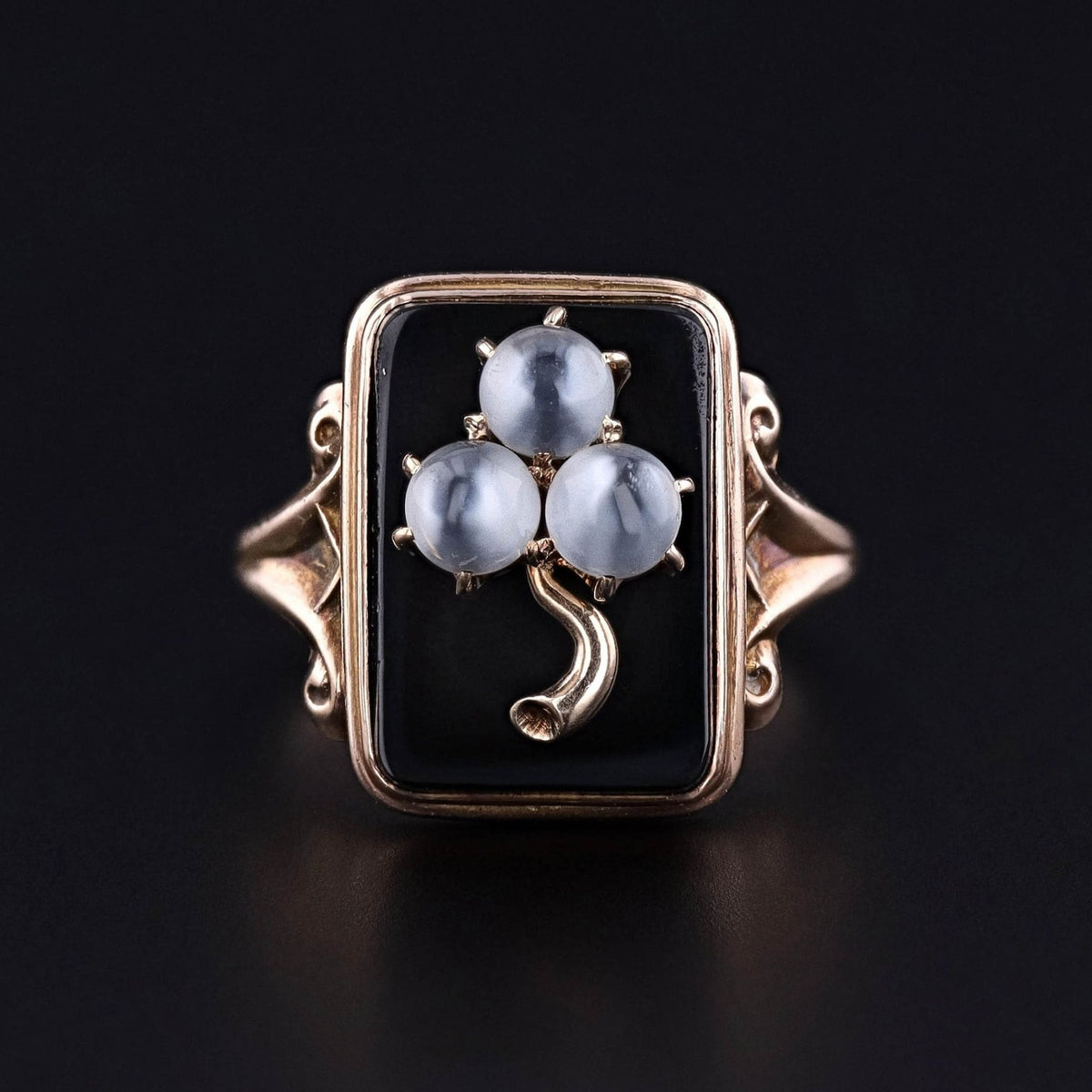 Antique Moonstone and Onyx Ring of 10k Gold - Trademark Antiques