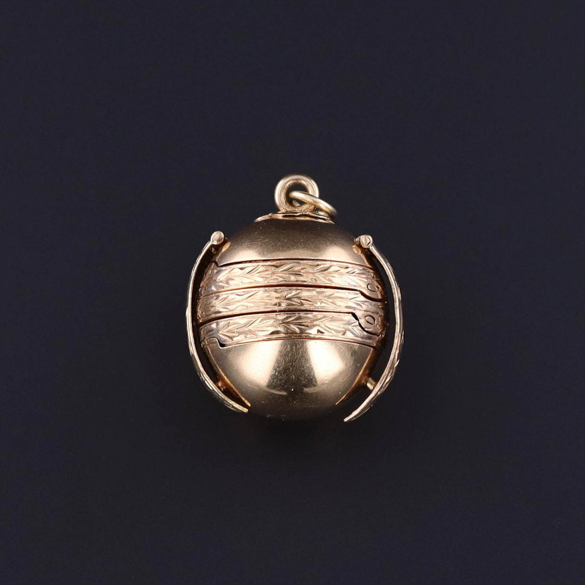 Antique Multi - photo Orb Locket of 18k Gold - Trademark Antiques