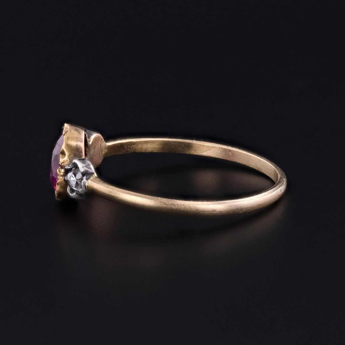 Antique Natural Ruby and Diamond Ring of 14k Gold - Trademark Antiques