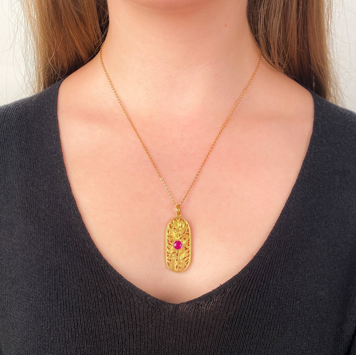 Antique Natural Untreated Ruby Pendant of 18k Gold - Trademark Antiques