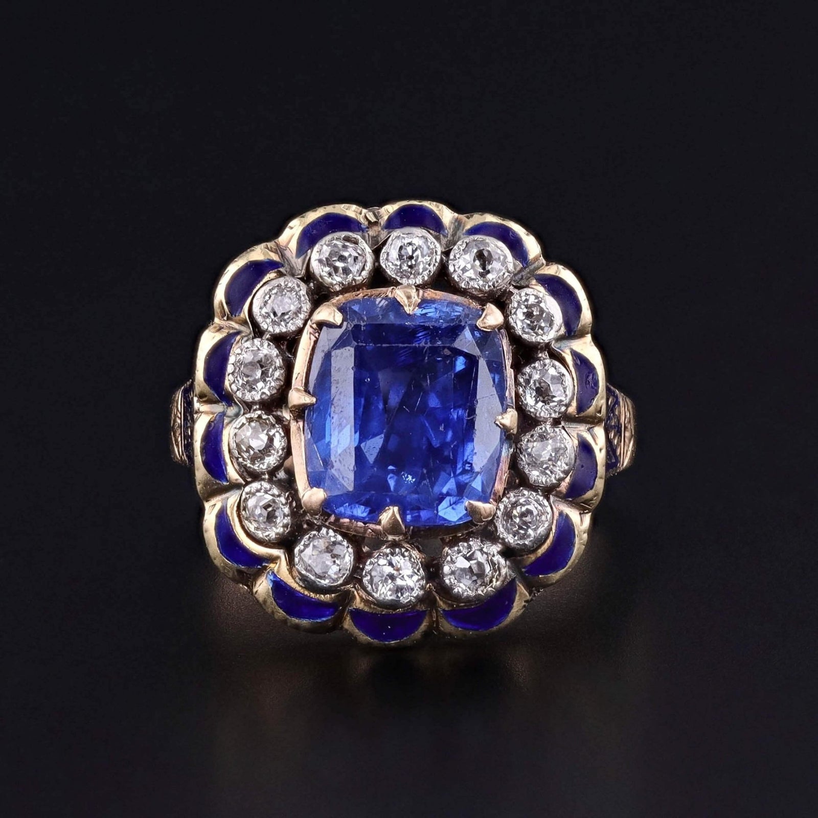 Antique Natural Untreated Sapphire Ring of 14k Gold with GIA Cert. - Trademark Antiques