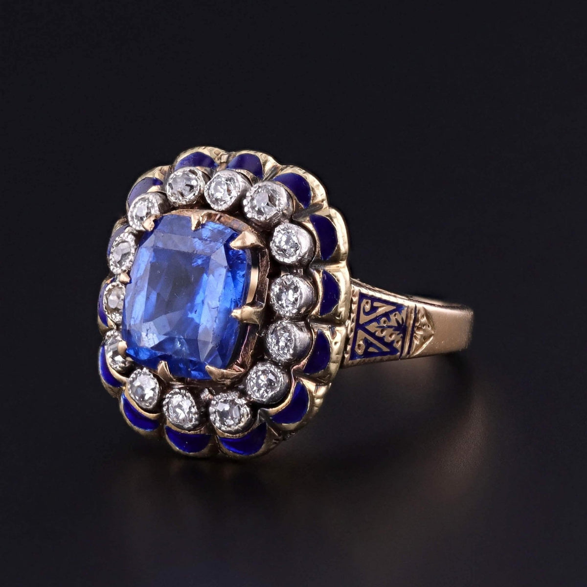 Antique Natural Untreated Sapphire Ring of 14k Gold with GIA Cert. - Trademark Antiques