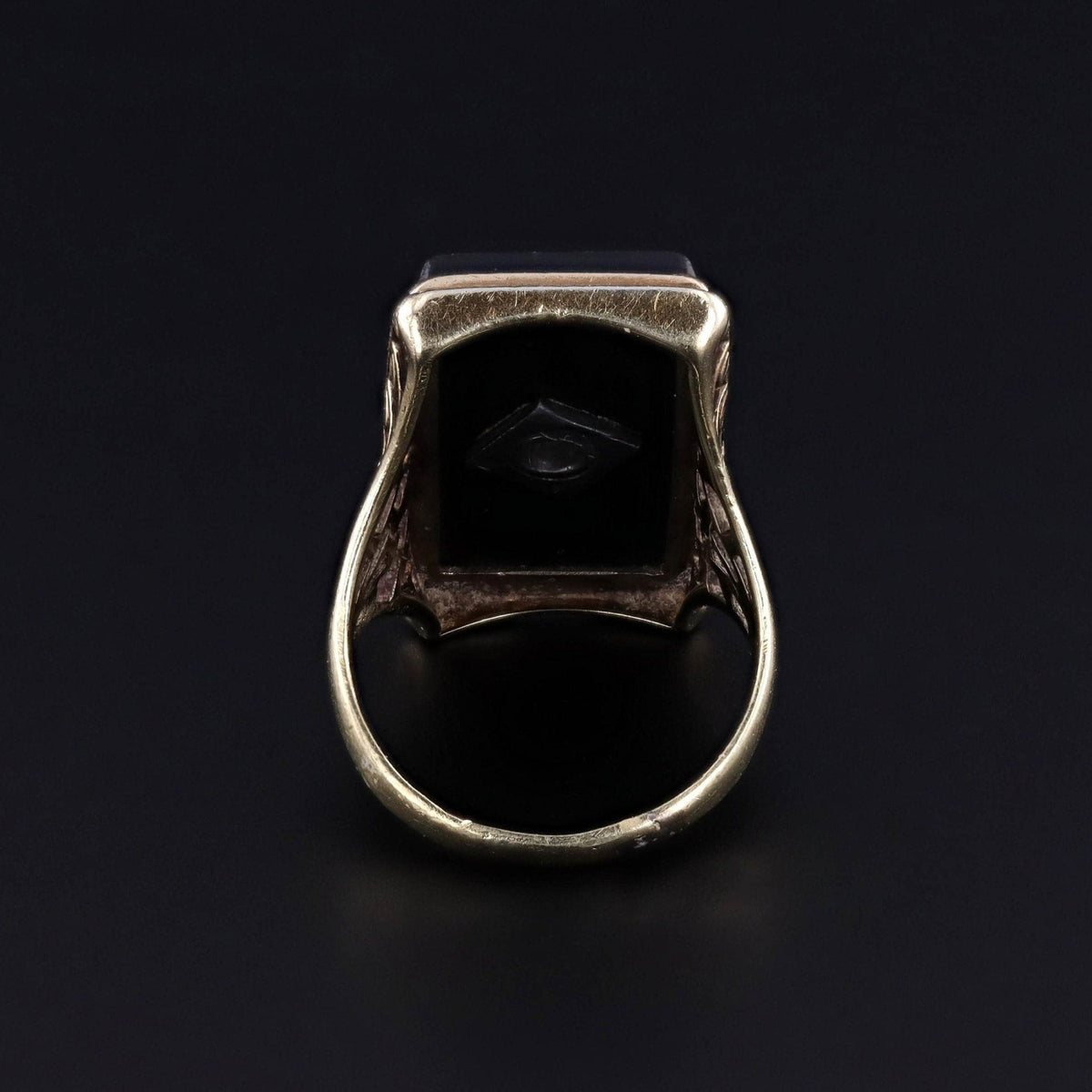 Antique Onyx Filigree Ring of 14k Gold - Trademark Antiques