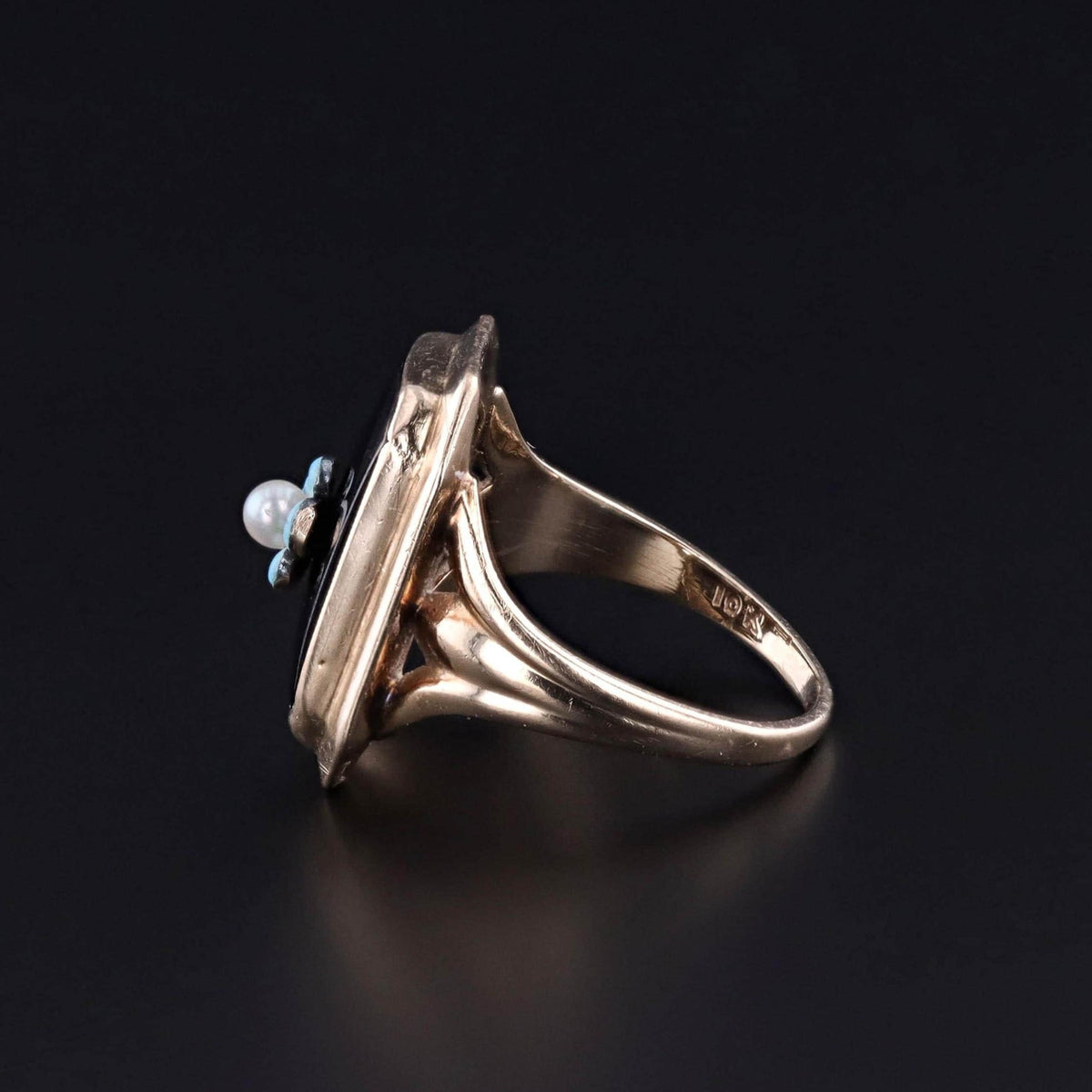 Antique Onyx Flower Ring of 10k Gold - Trademark Antiques