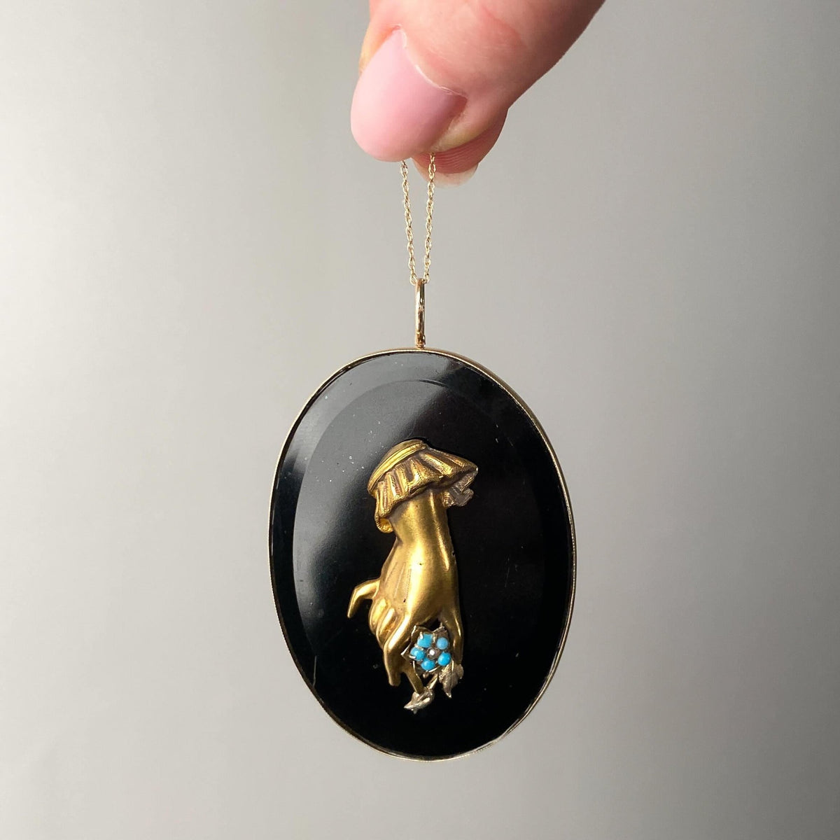 Antique Onyx Hand Pendant of 9ct Gold - Trademark Antiques