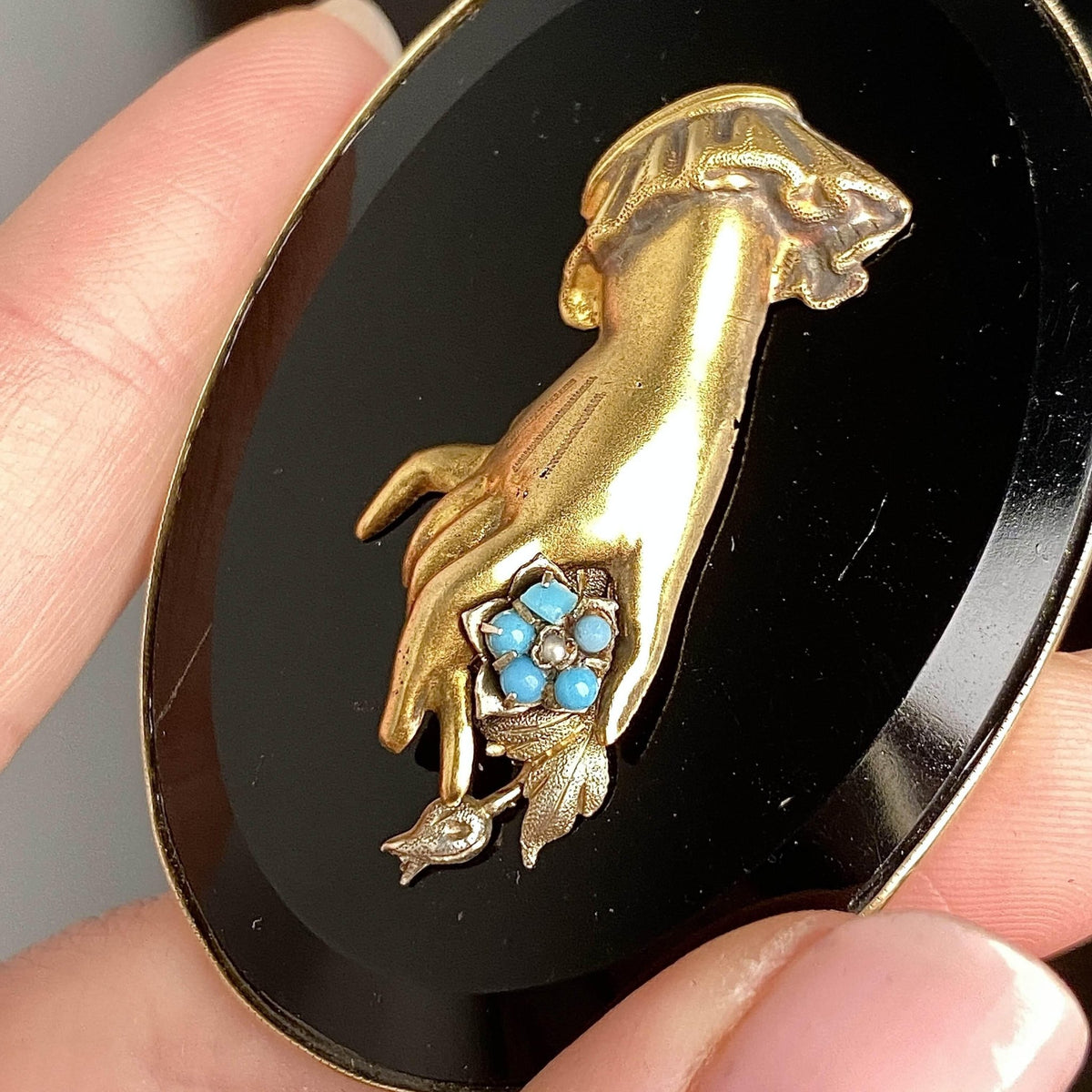 Antique Onyx Hand Pendant of 9ct Gold - Trademark Antiques