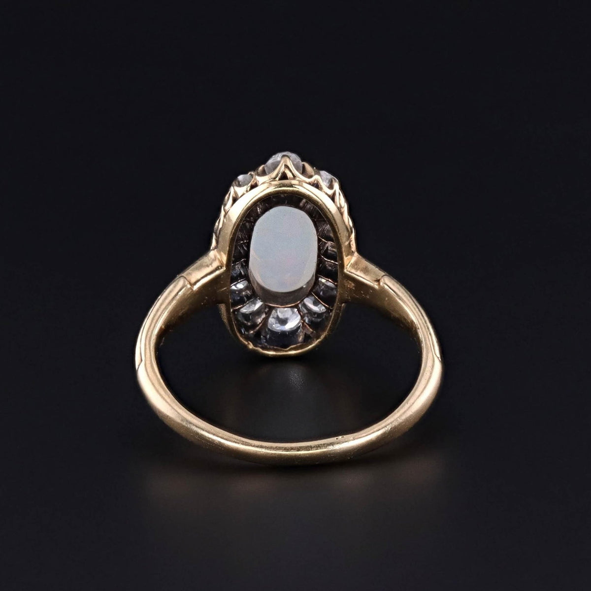 Antique Opal and Diamond Ring of 18k Gold - Trademark Antiques