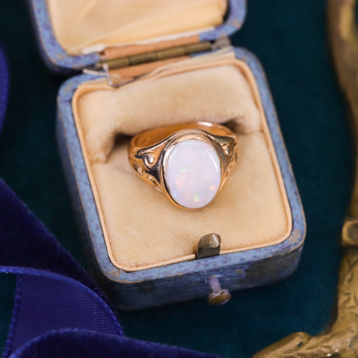 Antique Opal Ring of 14k Gold - Trademark Antiques
