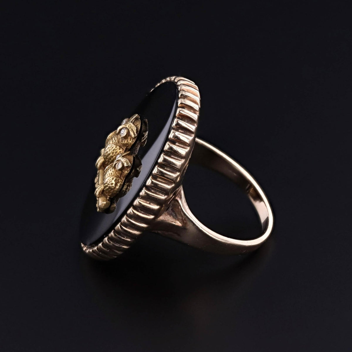 Antique Owl Onyx Ring of 10k Gold - Trademark Antiques