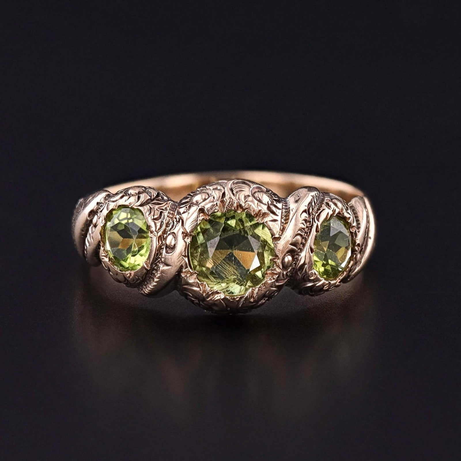 Antique Peridot Ring of 10k Gold - Trademark Antiques