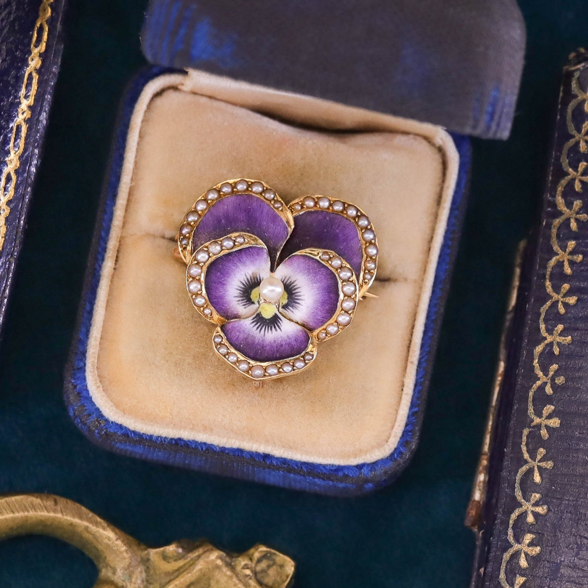 Antique Purple Enamel Pansy Brooch of 14k Gold by Krementz - Trademark Antiques