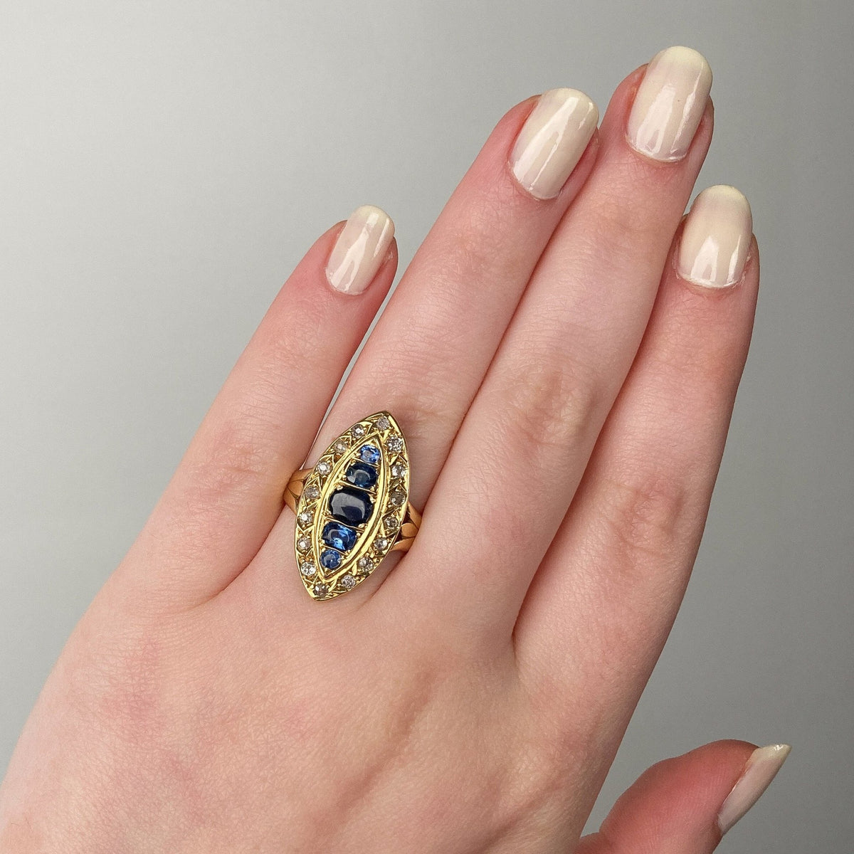 Antique Sapphire and Diamond Navette Ring of 18k Gold - Trademark Antiques