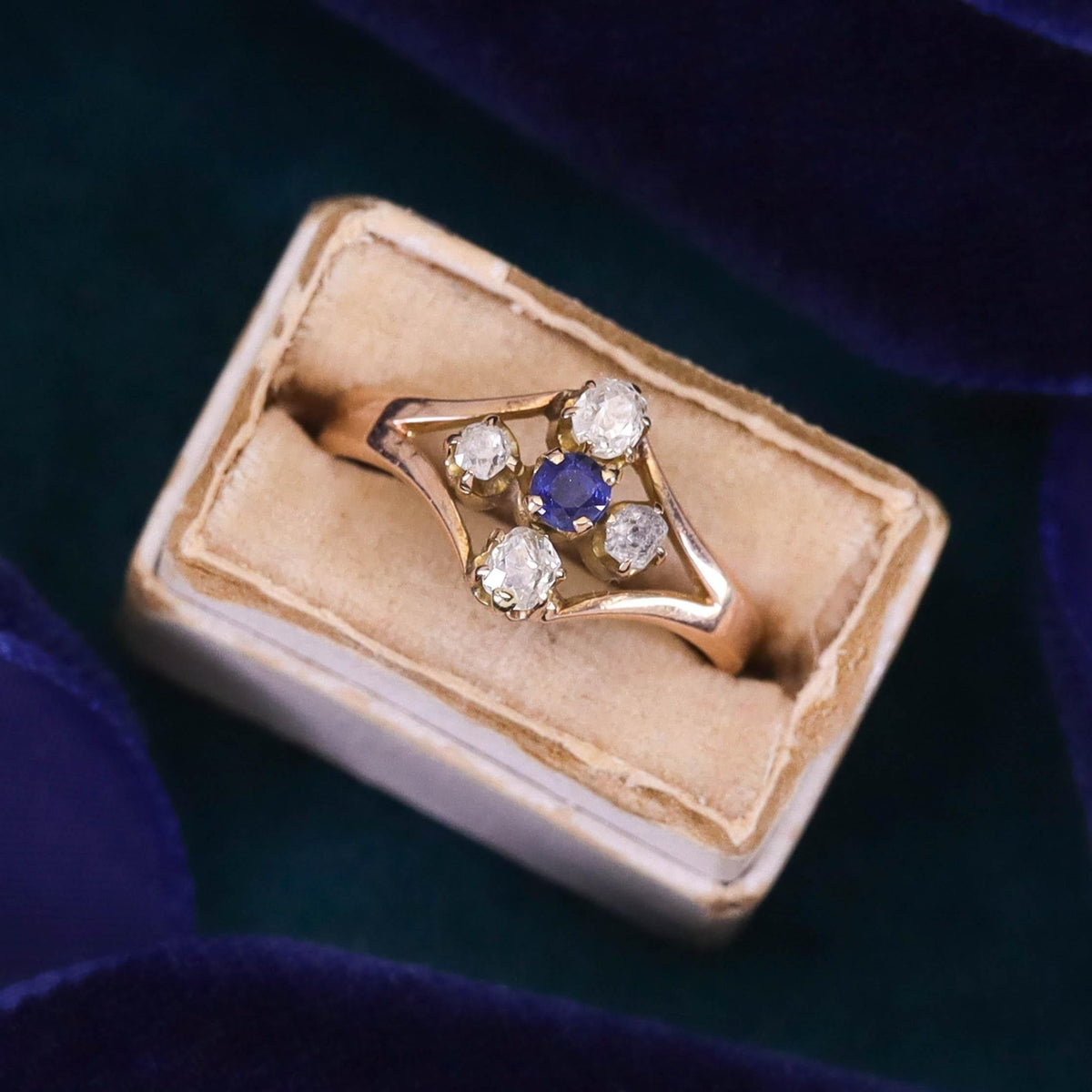 Antique Sapphire and Diamond Ring of 14k Gold - Trademark Antiques