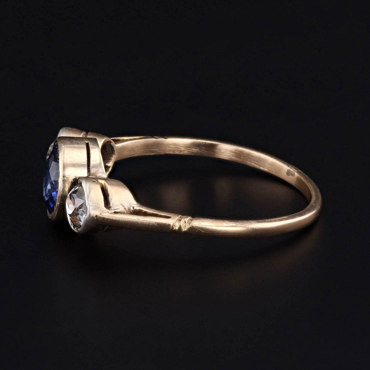 Antique Sapphire &amp; Diamond Ring of 14k Gold - Trademark Antiques
