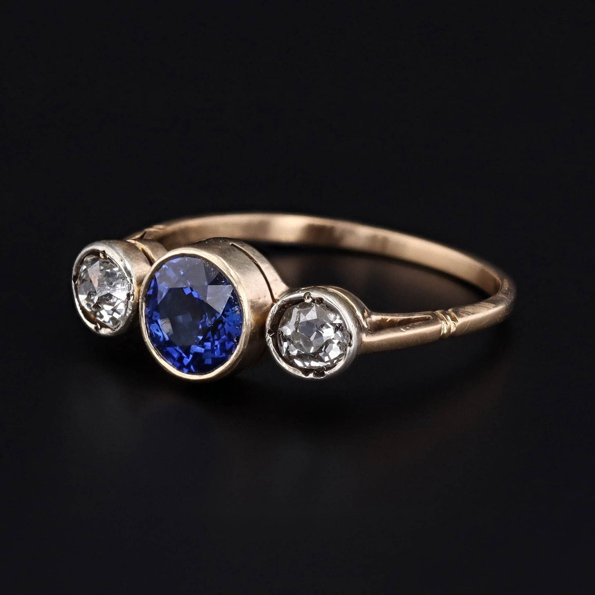 Antique Sapphire &amp; Diamond Ring of 14k Gold - Trademark Antiques