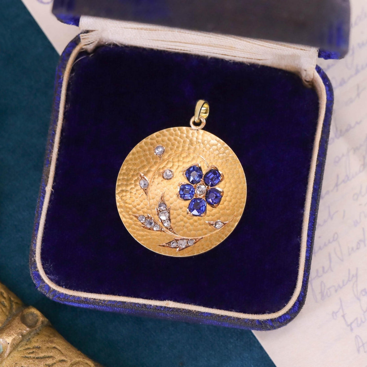 Antique Sapphire Flower Pendant of 18k Gold - Trademark Antiques