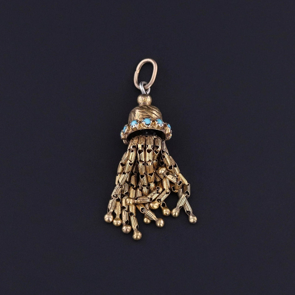 Antique Tassel Pendant of 18k Gold - Trademark Antiques