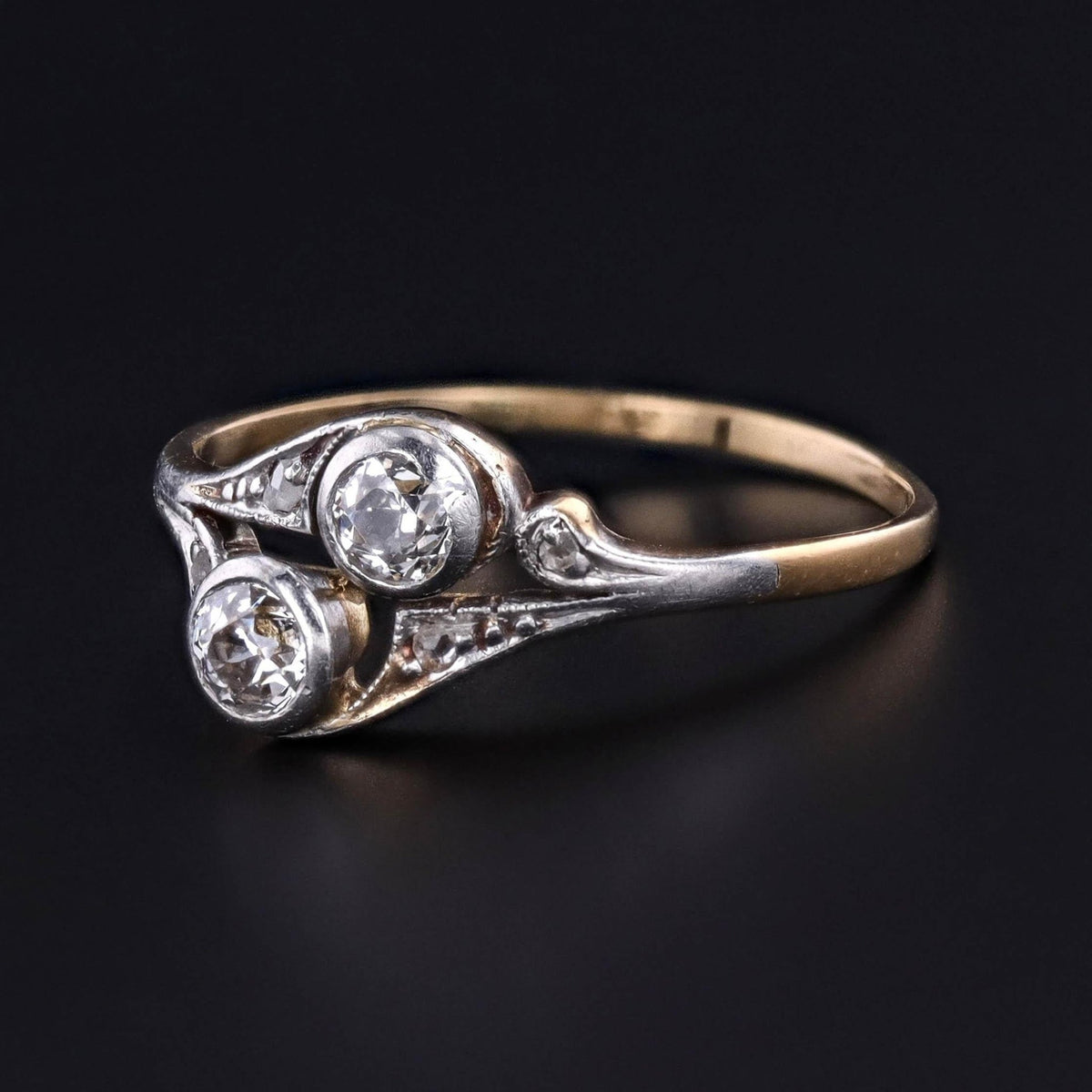 Antique Toi et Moi Diamond Ring of 14k Gold - Trademark Antiques