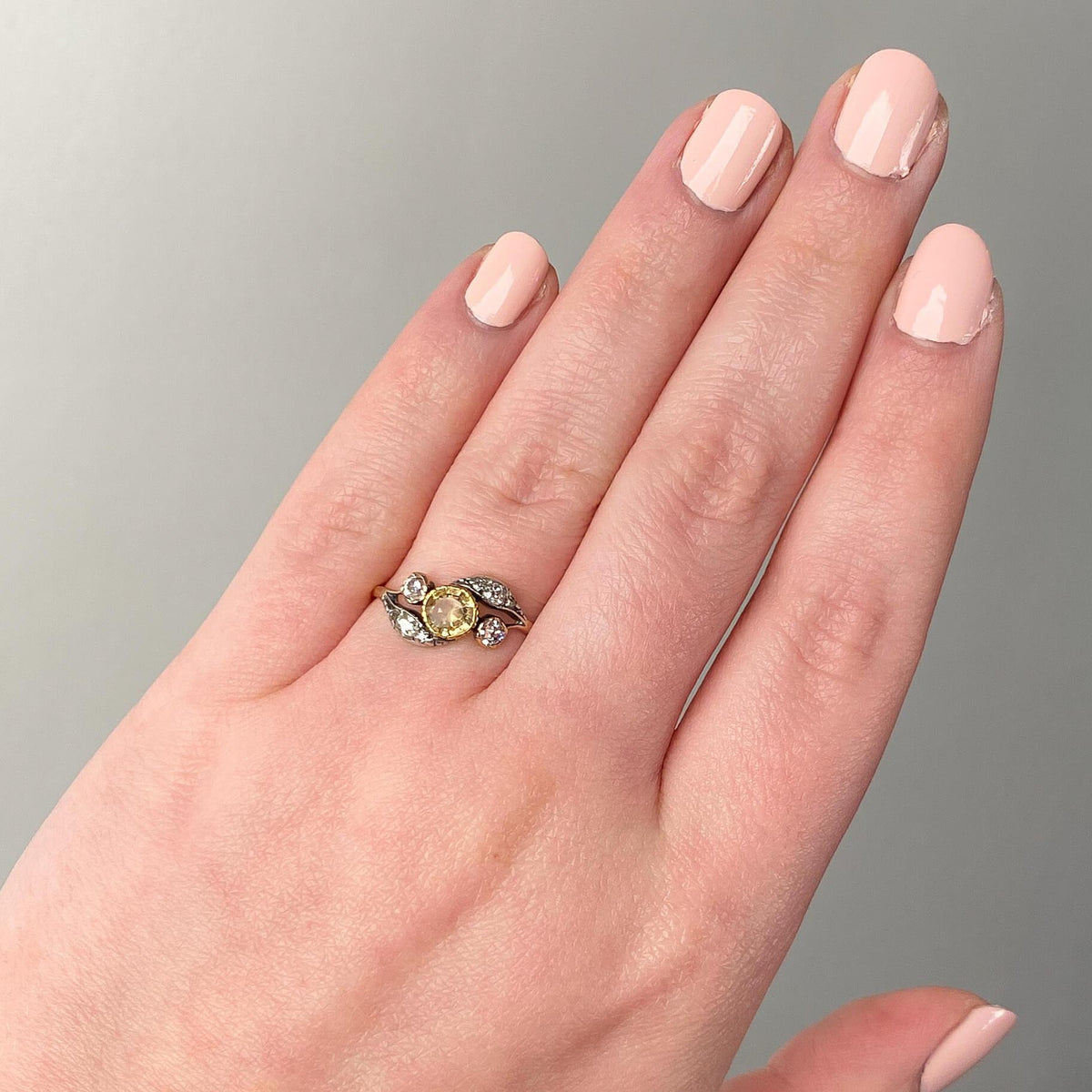 Antique Topaz and Diamond Ring of 18k Gold - Trademark Antiques