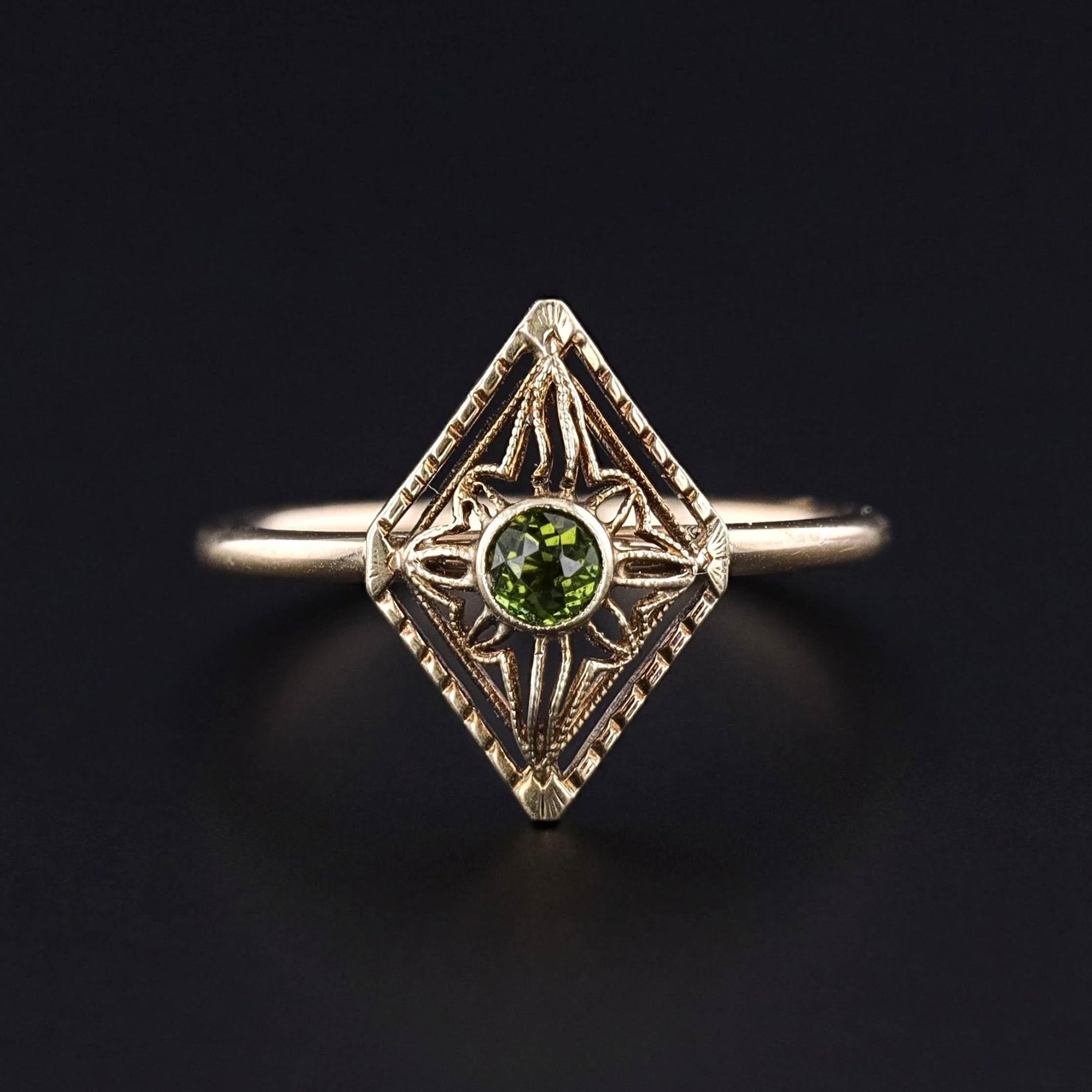 Antique Tourmaline Filigree Ring of 14k Gold - Trademark Antiques