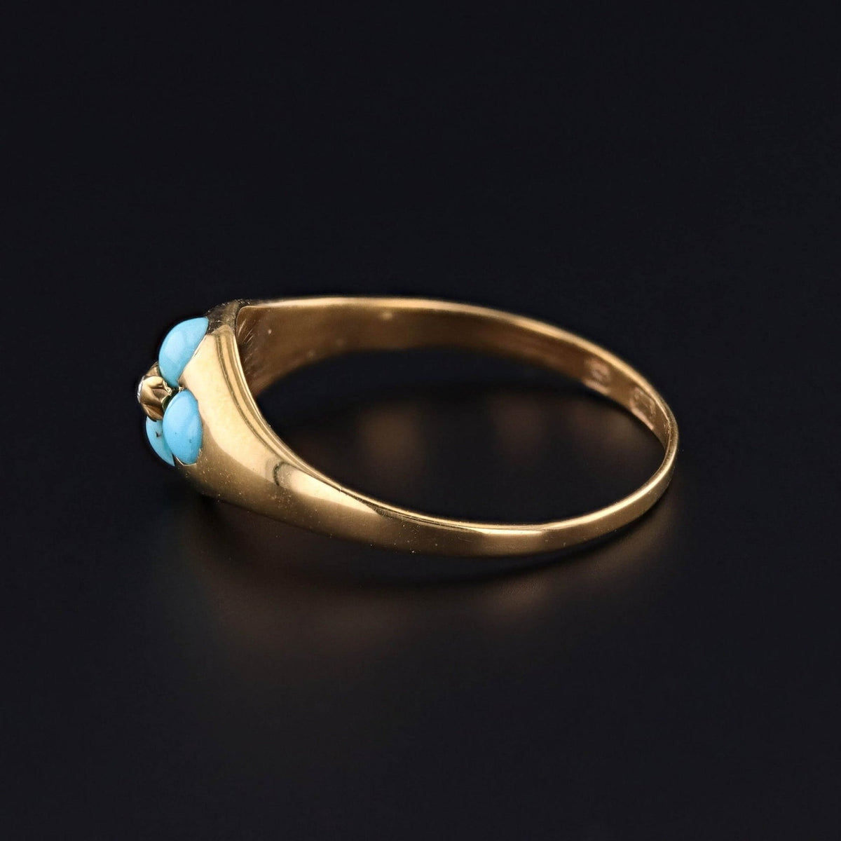 Antique Turquoise Ring of 15ct Gold - Trademark Antiques