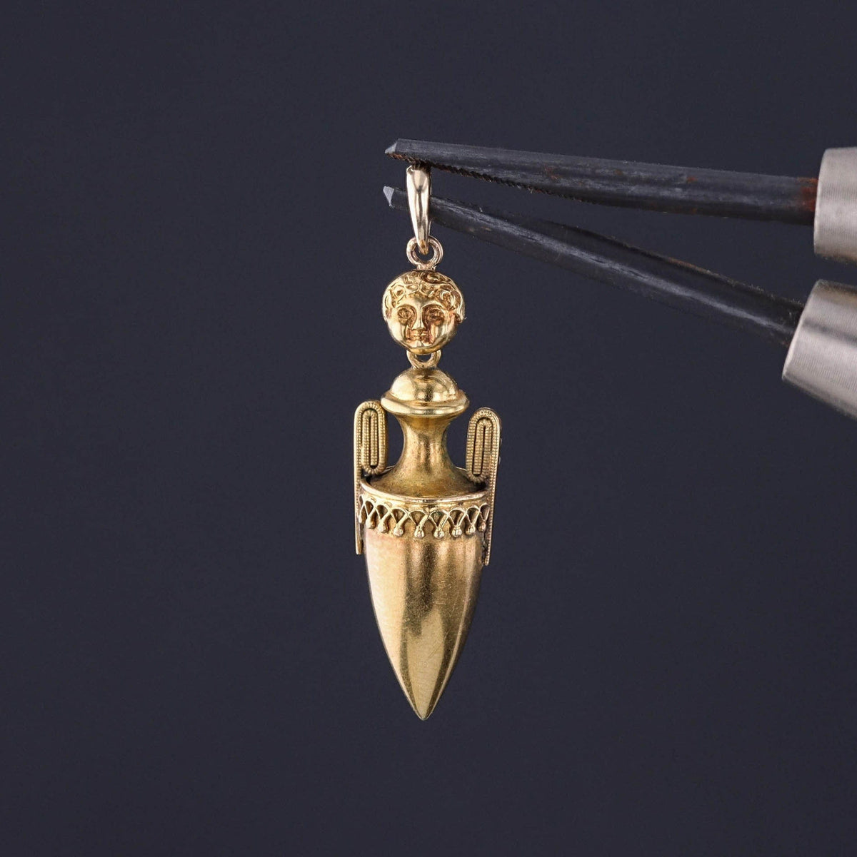 Antique Urn Pendant of 18k Gold - Trademark Antiques