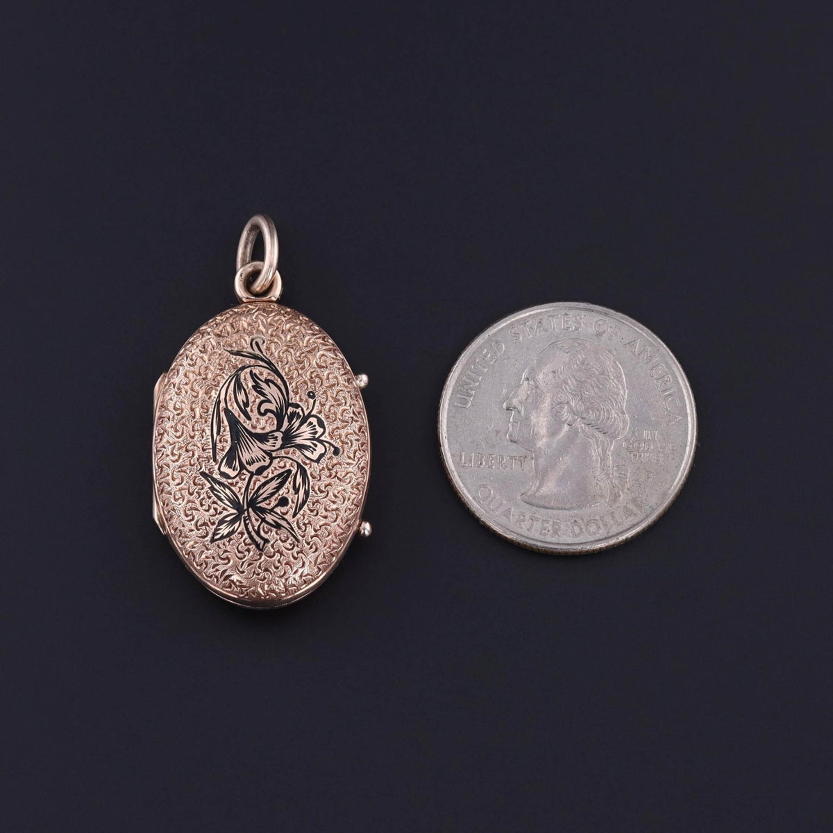 Antique Victorian Locket of 10k Gold - Trademark Antiques