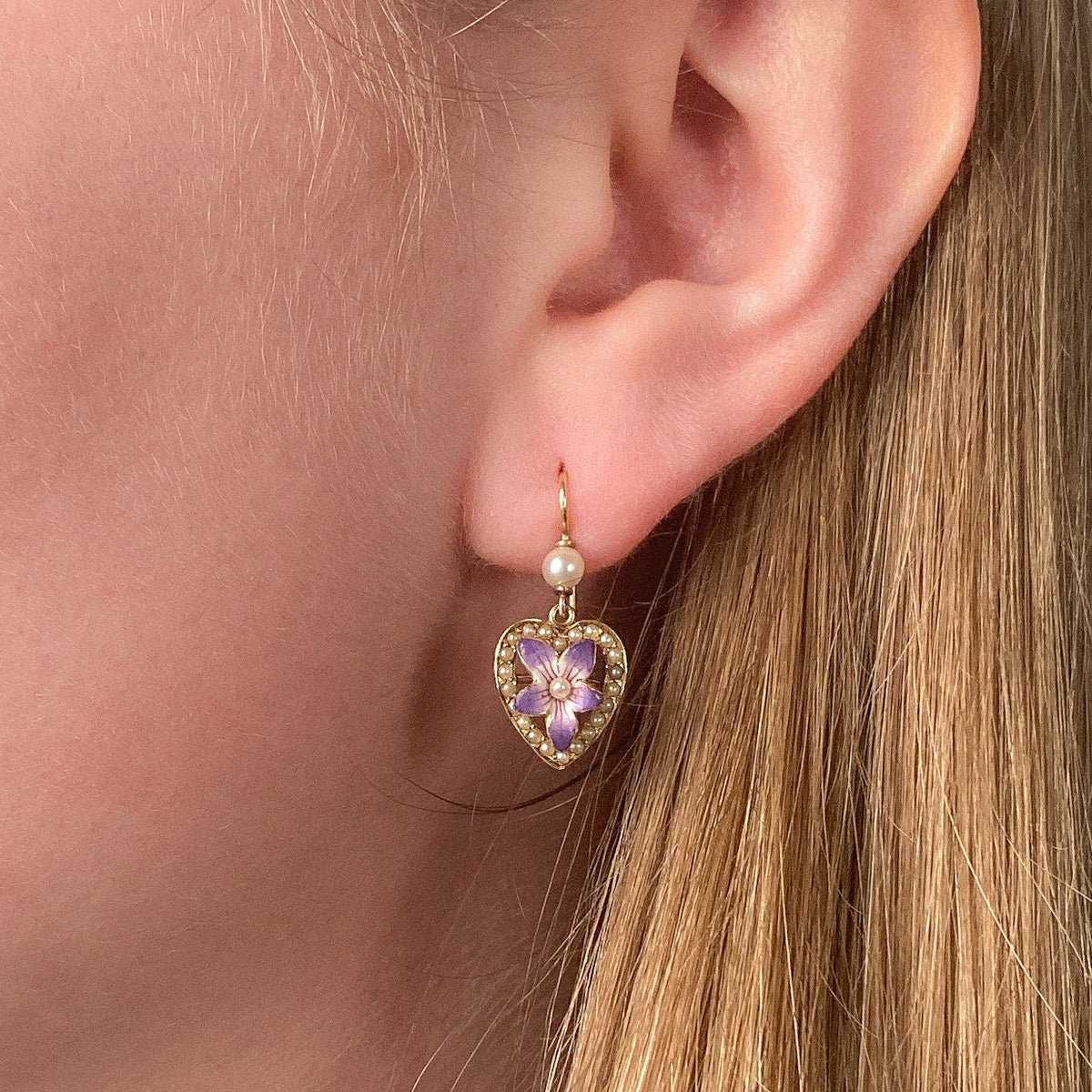 Antique Violet Heart Earrings of 14k Gold - Trademark Antiques